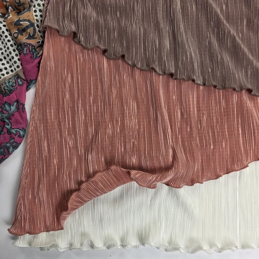 Connected Elegant Color block Mauve Pleated Dress Sz 12 - Picture 3 of 14